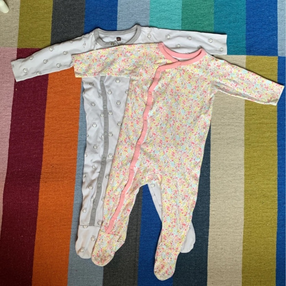 2 tea collection sleeper footies 3-6